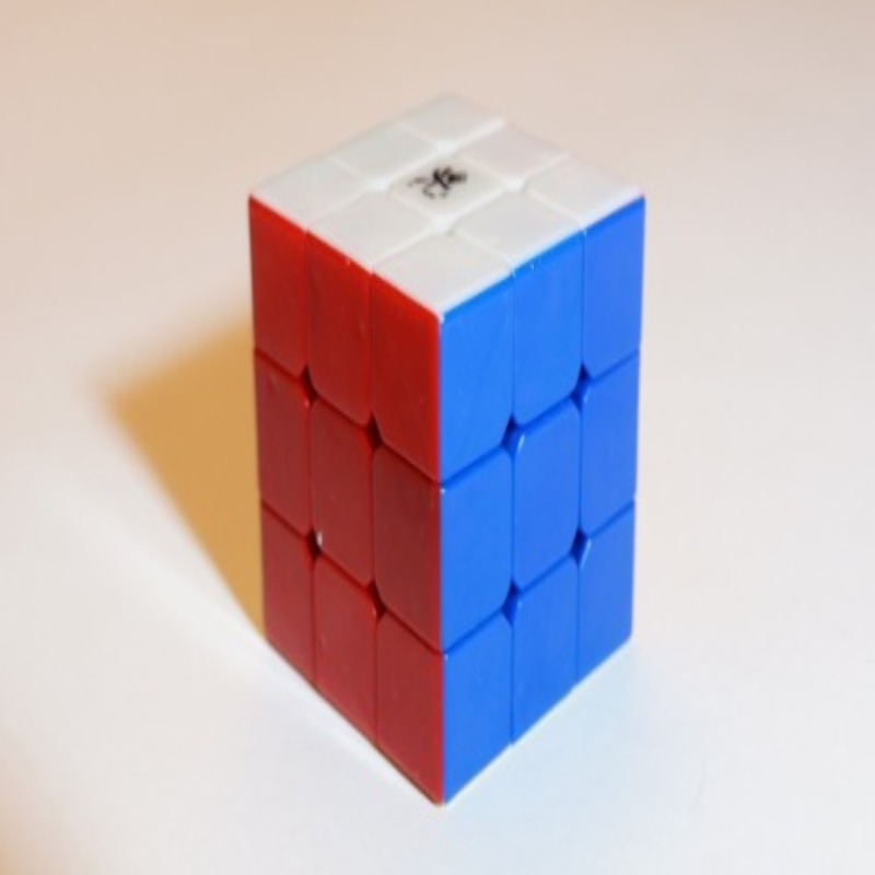 Cubo Dayan Zanchi Stickerless 42mm tipo Rubik